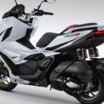 Honda PCX 160 Minggir Dulu Dijual Skutik Bongsor Gagah Fitur Canggih Tangki Bensin Jumbo