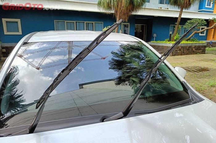 Baru Tahu, Karena Hal Ini Wiper Mobil Nggak Maksimal Nyapu Air Hujan