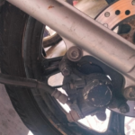 Jarang Diperhatikan, Selang Rem Motor Wajib Diganti Baru Setelah Dipakai Berapa Lama?